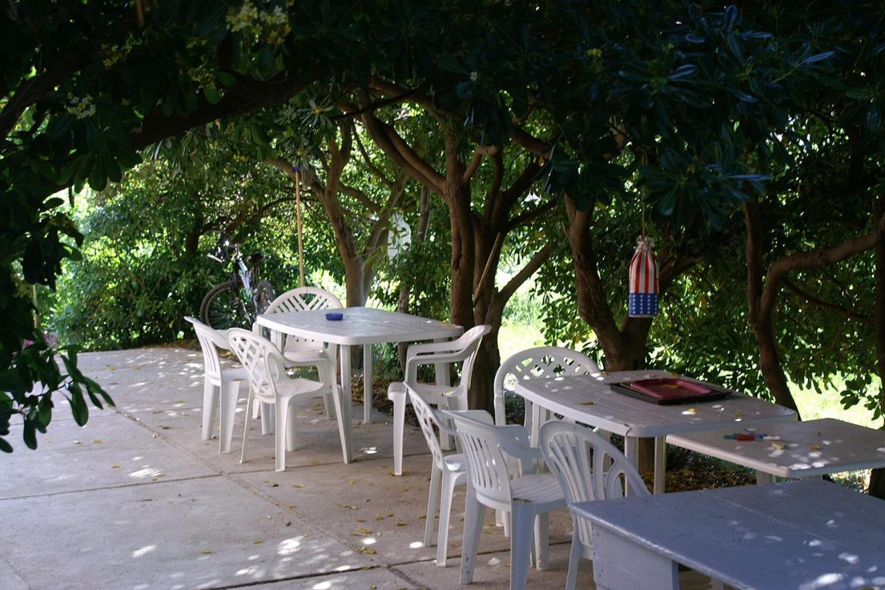 Family Friendly Seaside Apartments Vlasici, Pag - 4319 Esterno foto