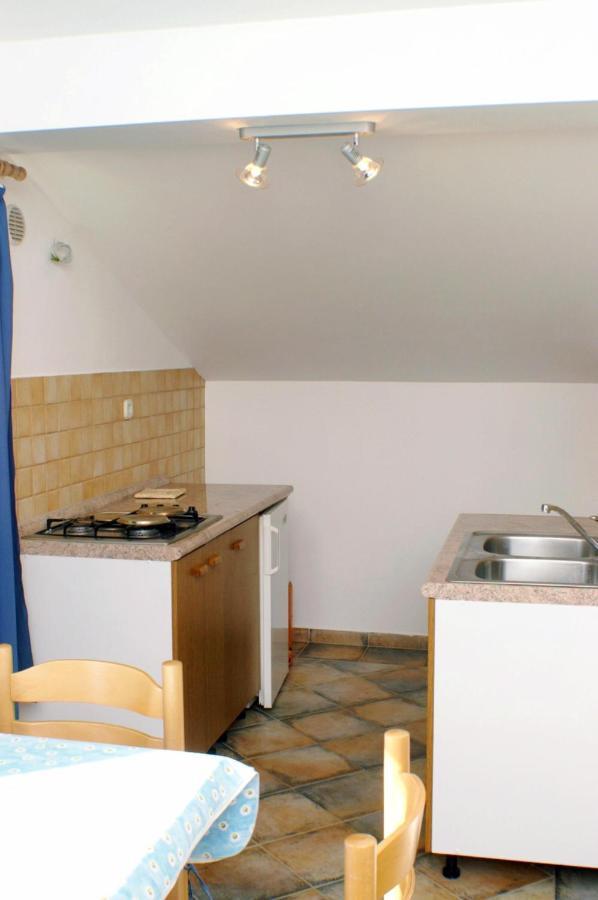 Family Friendly Seaside Apartments Vlasici, Pag - 4319 Esterno foto