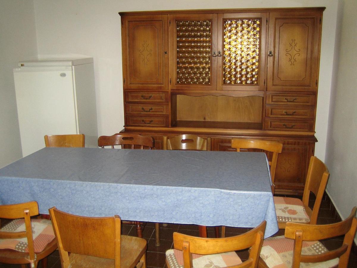 Family Friendly Seaside Apartments Vlasici, Pag - 4319 Esterno foto